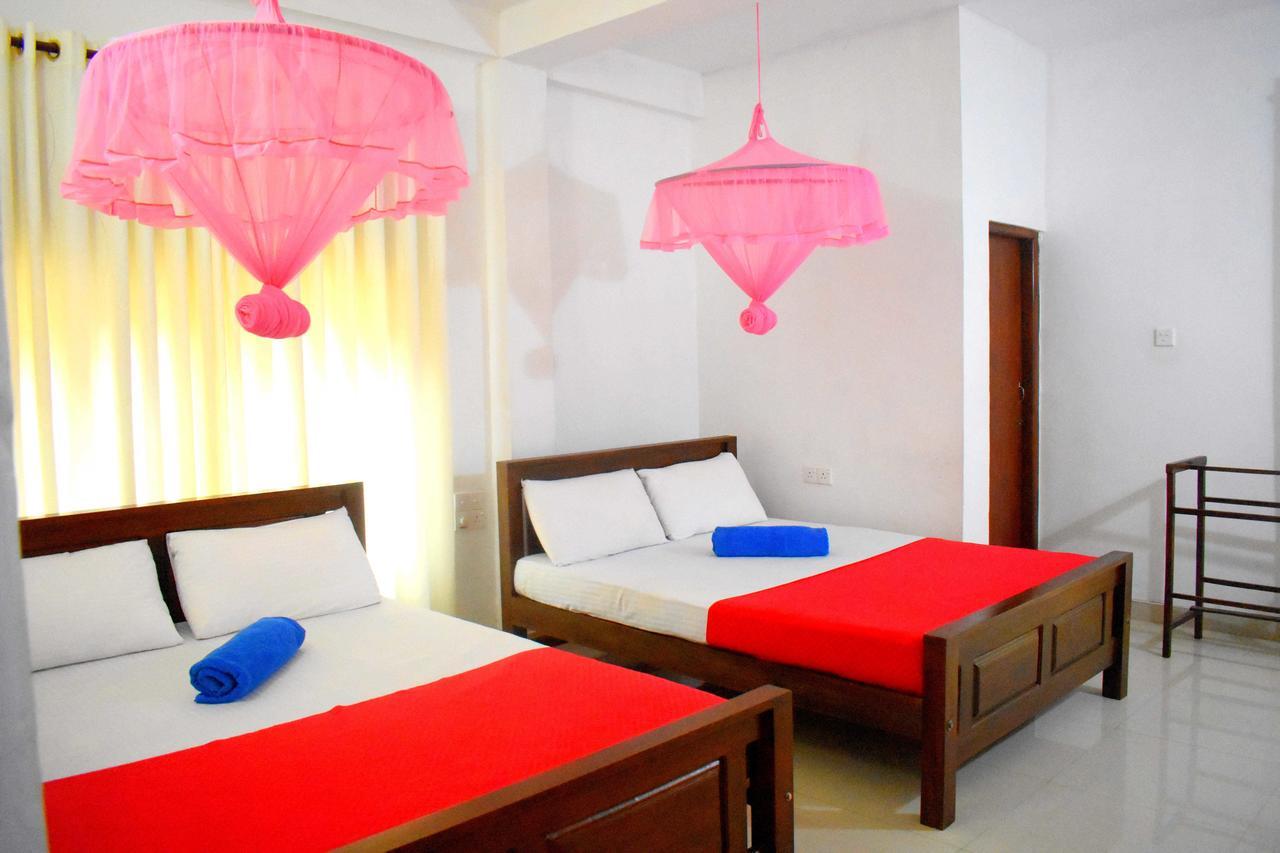 Lion Rest Hotel Анурадхапура Екстериор снимка